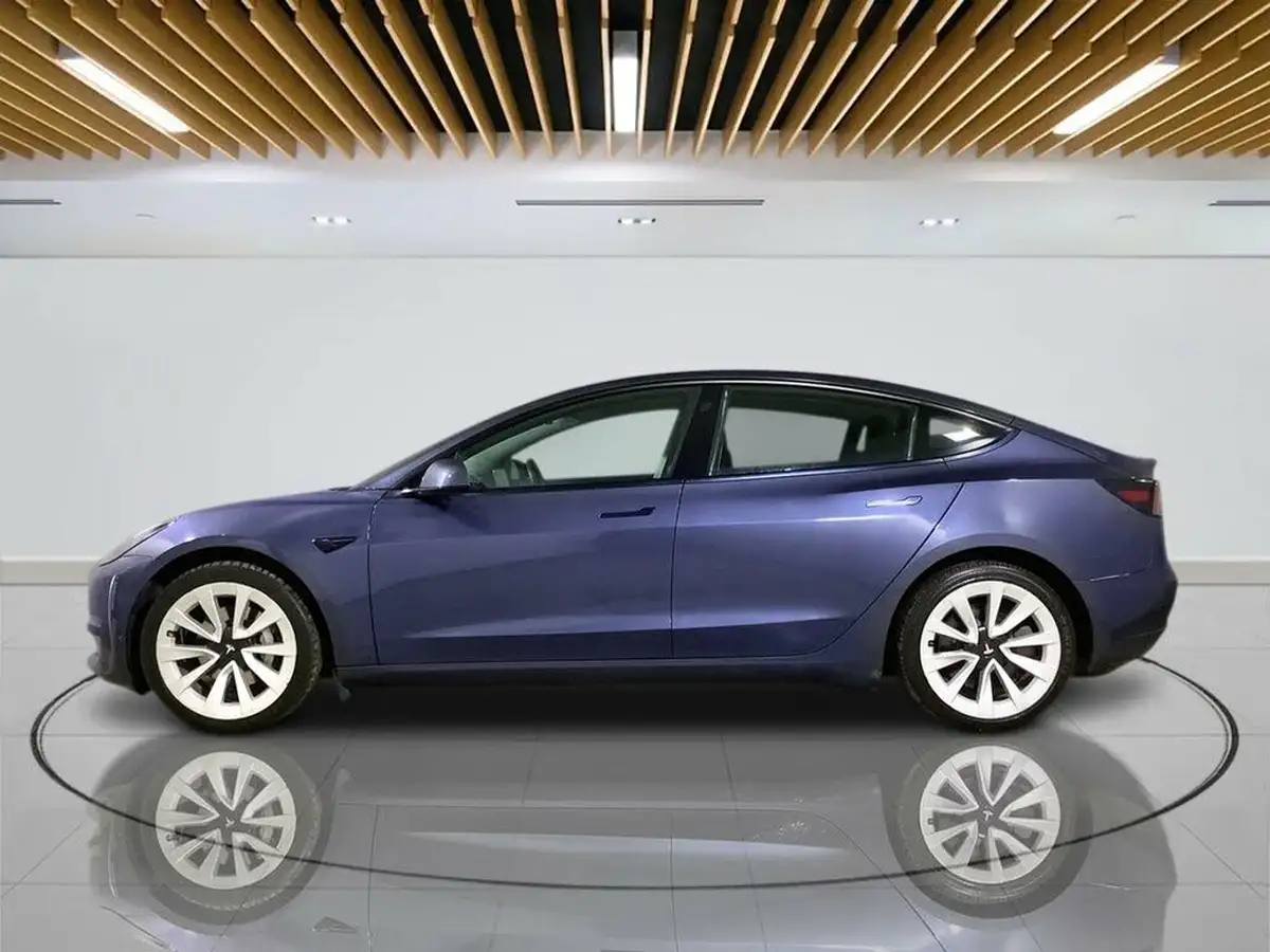 2020-tesla-model-3-e-long-range-big-5