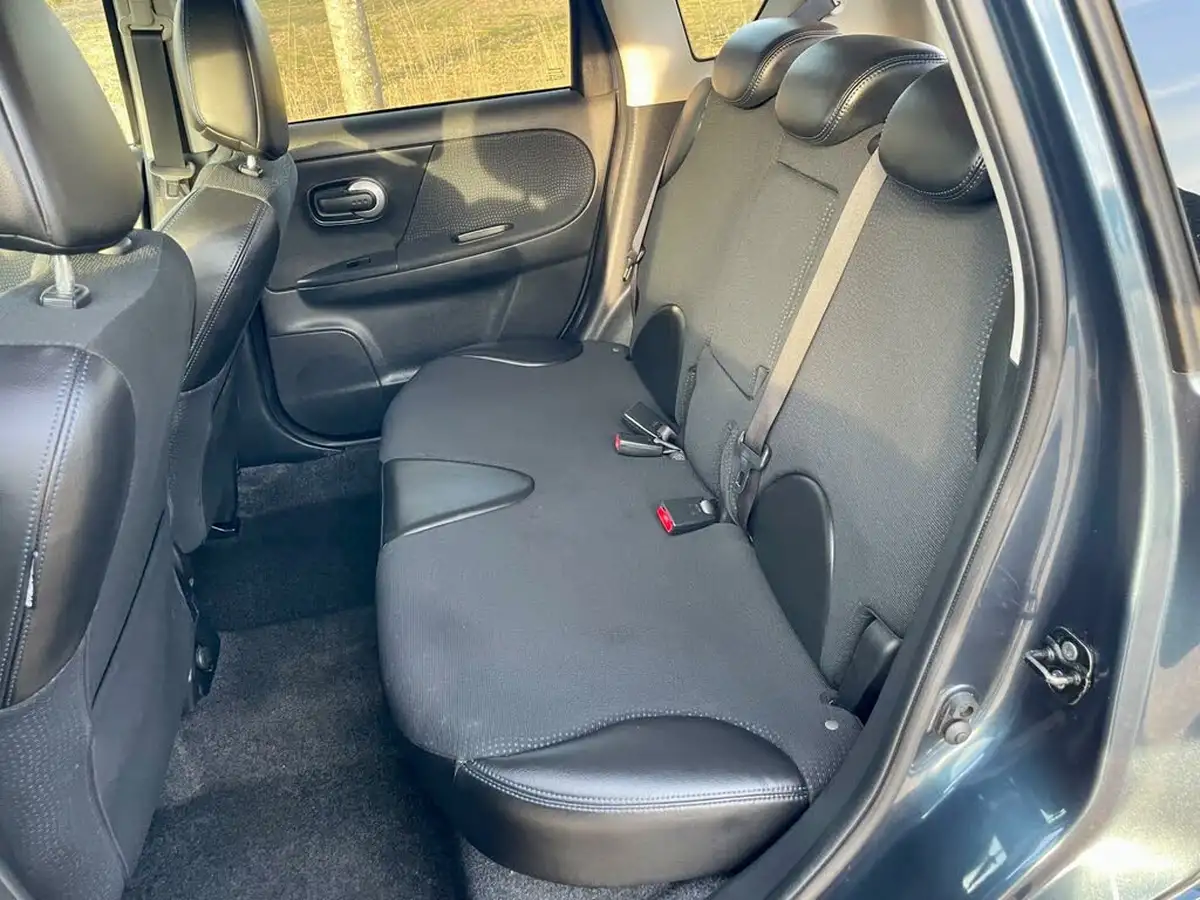 2012-nissan-note-14-n-tec-big-26