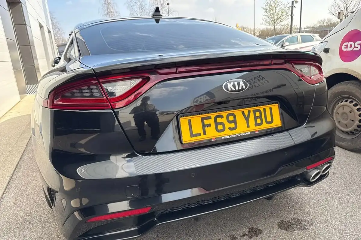 2019-kia-stinger-22-crdi-gt-line-s-big-15