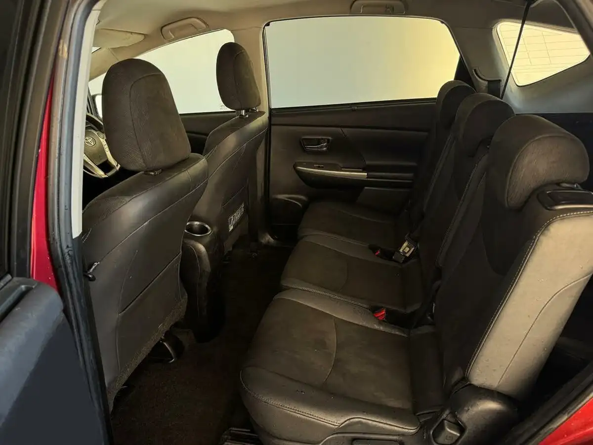 2019-toyota-prius-18-vvt-i-excel-big-11