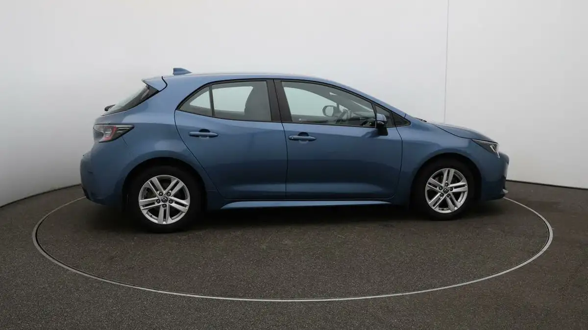 2022-toyota-corolla-18-vvt-i-icon-120bhp-trk-hatchback-5d-big-44