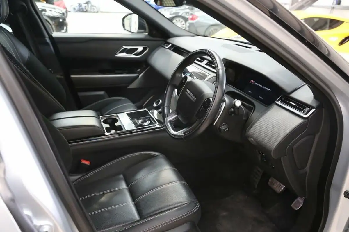 2018-land-rover-range-rover-velar-20-d240-r-dynamic-se-big-13
