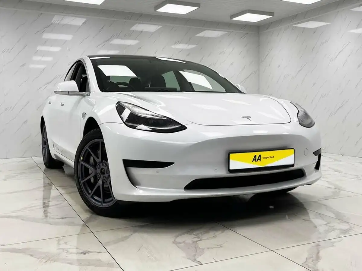 2019-tesla-model-3-e-standard-plus-big-1