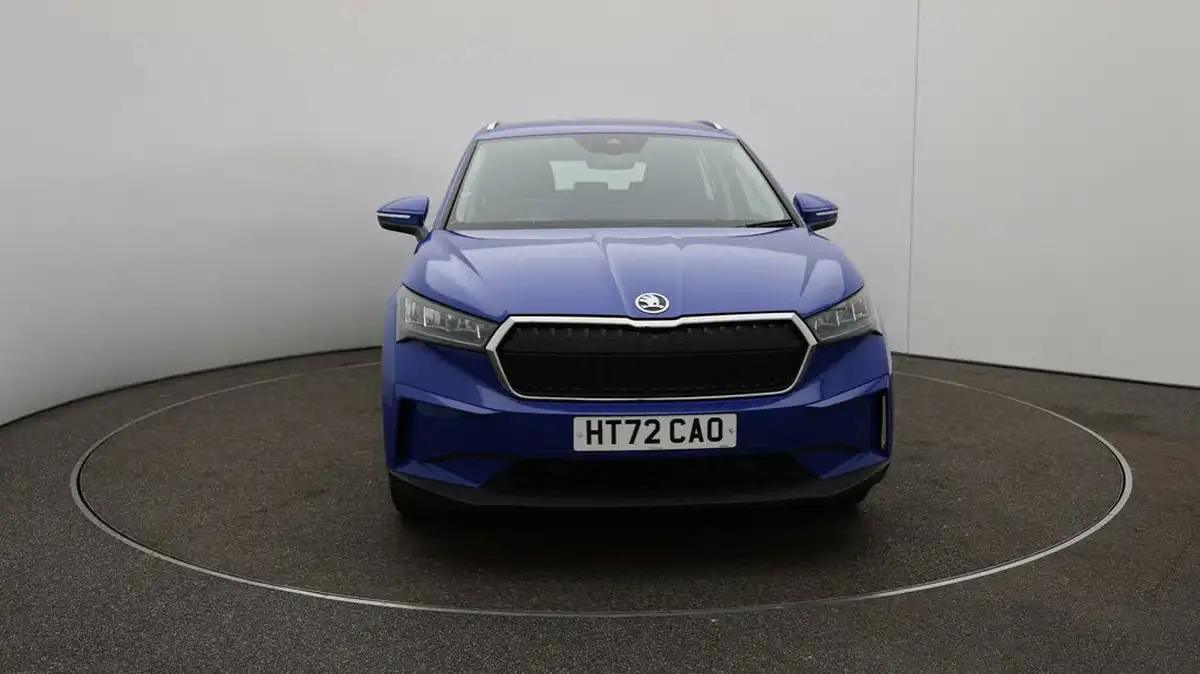 2022-skoda-enyaq-e-80-82-kwh-big-2