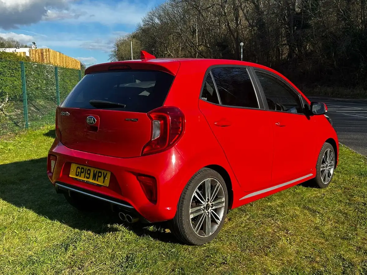2019-kia-picanto-125-gt-line-big-2
