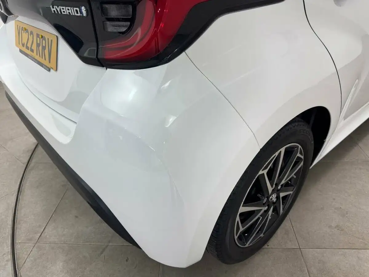 2022-toyota-yaris-15-vvt-i-design-big-45
