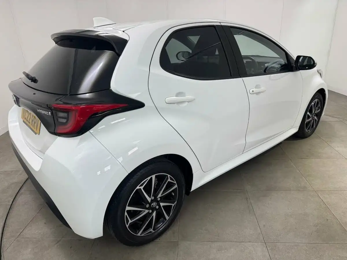 2022-toyota-yaris-15-vvt-i-design-big-41