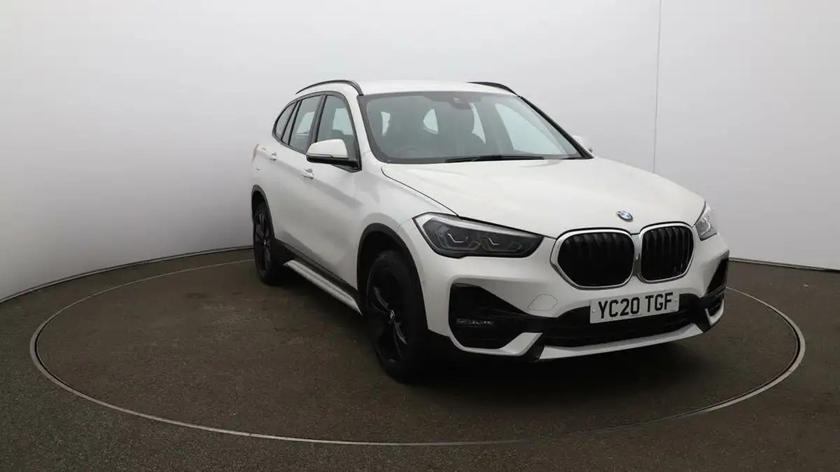 2020-bmw-x1-15-sdrive18i-sport-big-37