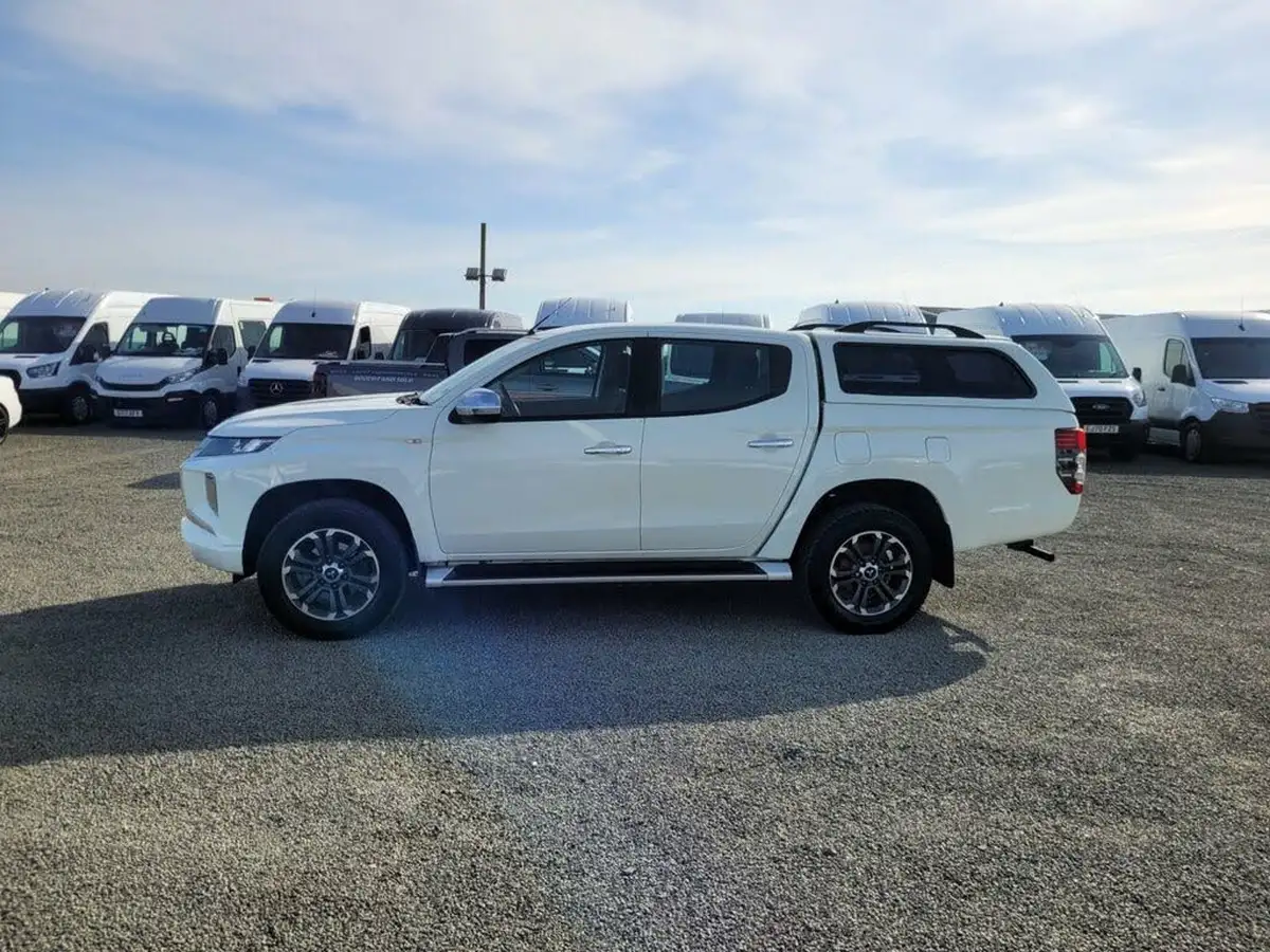 2020-mitsubishi-l200-22di-d-trojan-auto-big-6