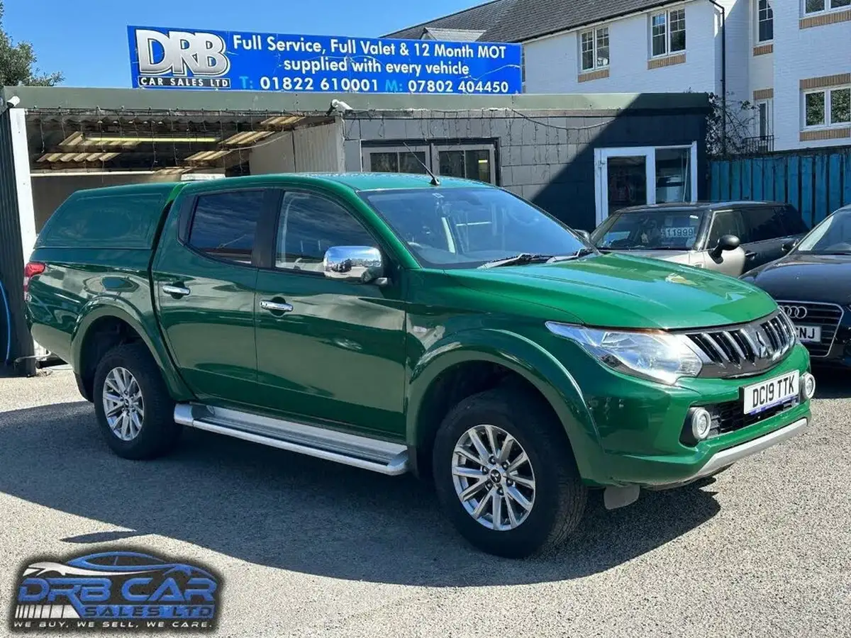 2019-mitsubishi-l200-24di-d-titan-eu6b-big-0