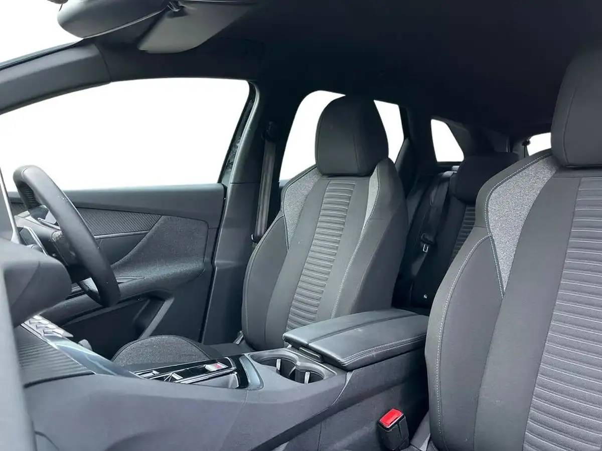 2023-peugeot-3008-suv-12-puretech-active-premium-eat8-big-7
