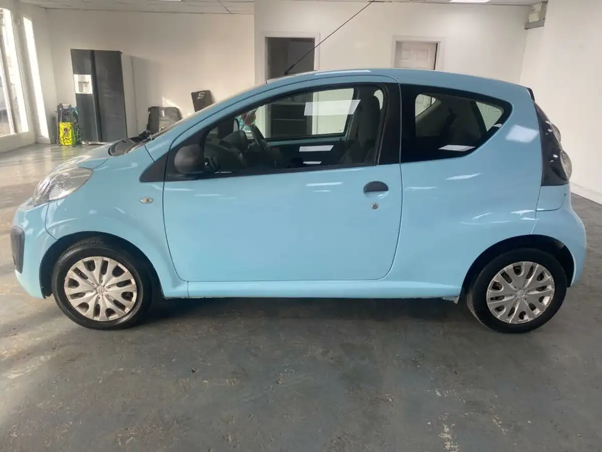2013-citroen-c1-10-vt-3d-big-1