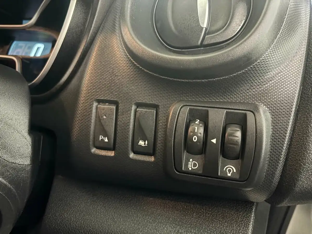 2021-renault-trafic-20dci-ll30-energy-120-business-panel-big-6