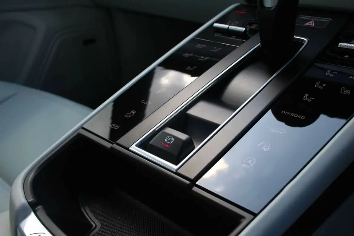 2022-porsche-macan-29-v6-gts-big-26