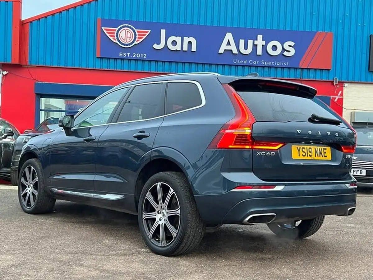 2019-volvo-xc60-20-t8-inscription-pro-ss-big-35