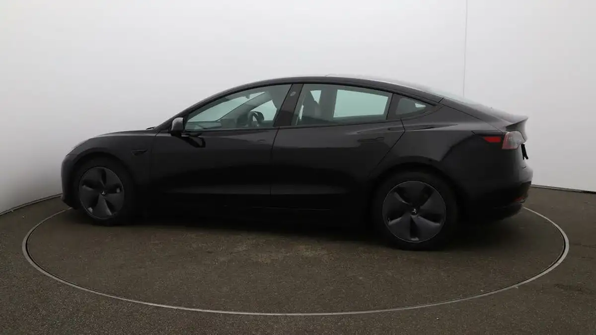 2021-tesla-model-3-e-long-range-4x4-big-55