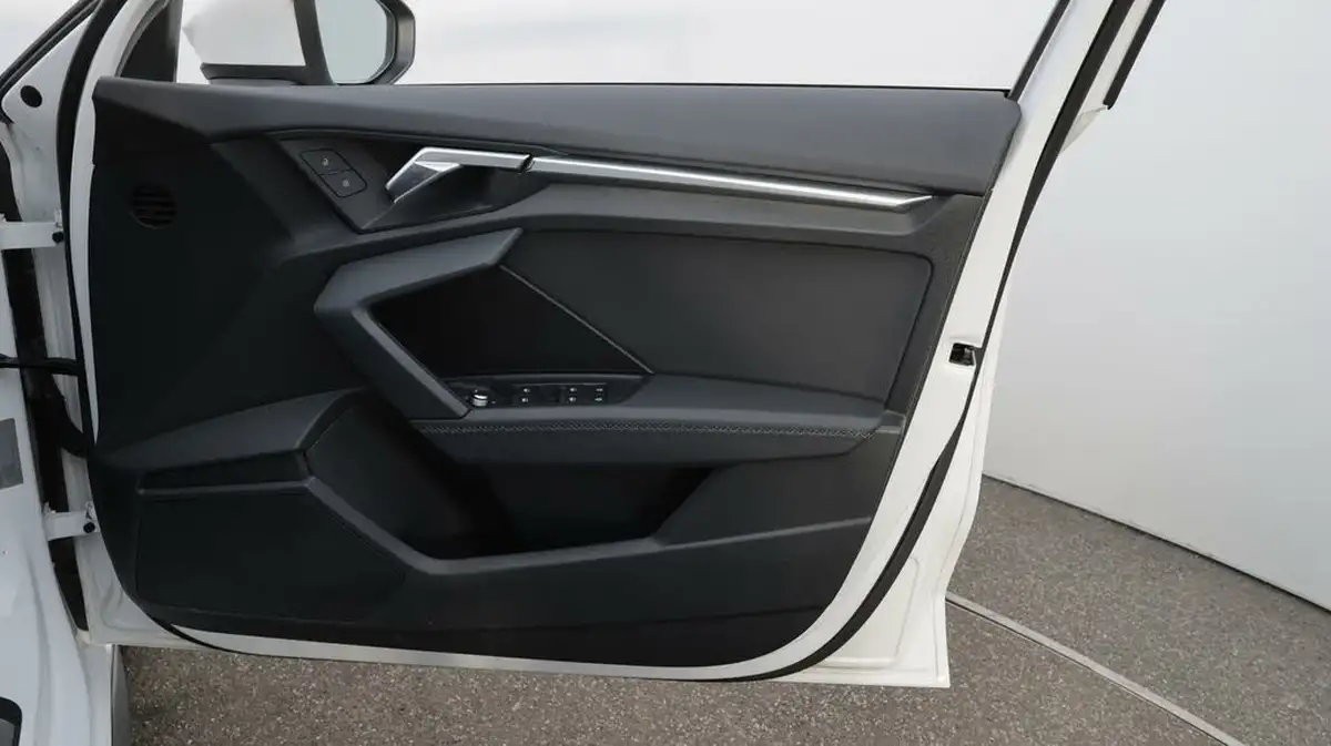 2021-audi-a3-10-30-tfsi-sportback-5d-big-15
