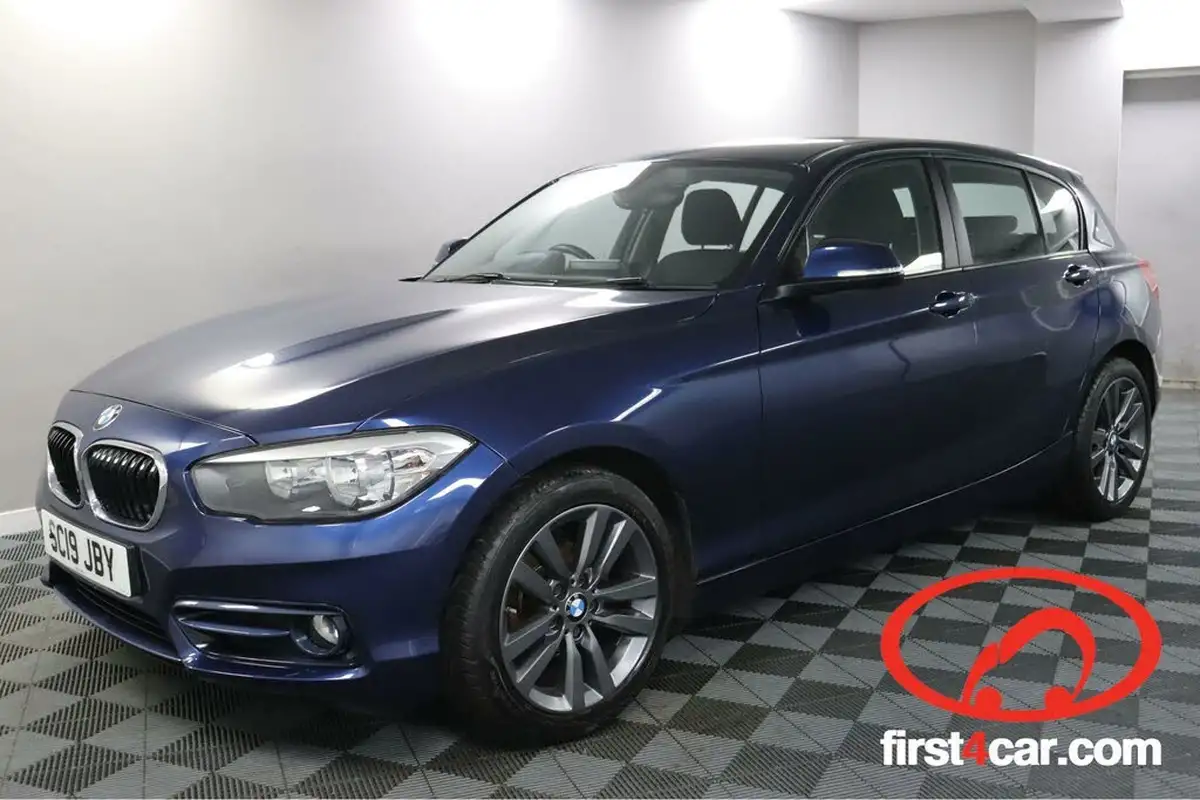 2019-bmw-1-series-15td-116d-sport-114bhp-5d-dct-big-0