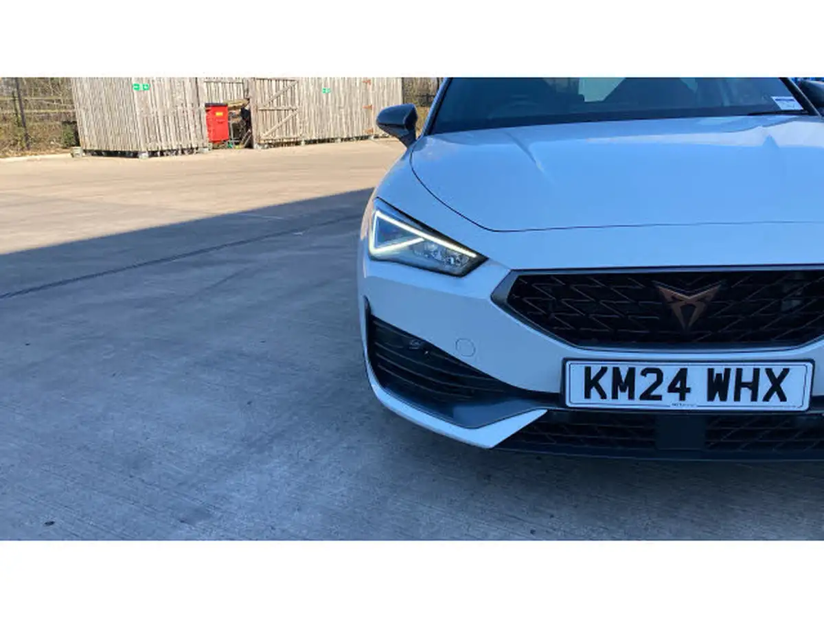 2024-cupra-leon-nf-20-tsi-vz2-design-edition-300ps-hatchback-big-34