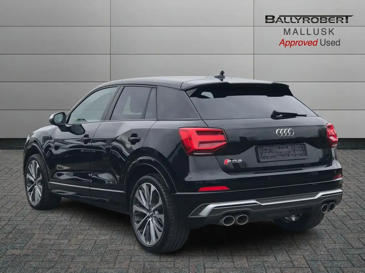 2019-audi-sq2-20-tfsi-big-1