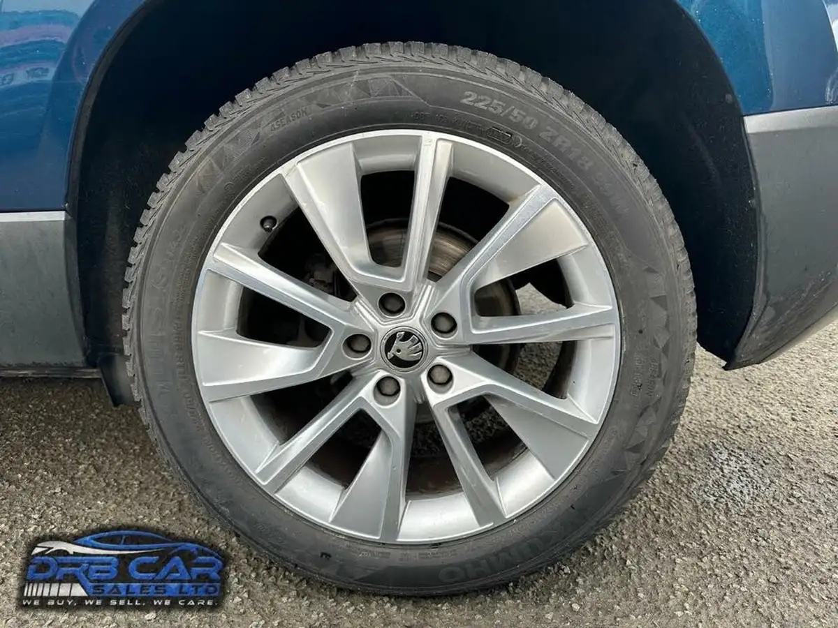2020-skoda-karoq-20tdi-se-l-150ps-4x4-dsg-big-10