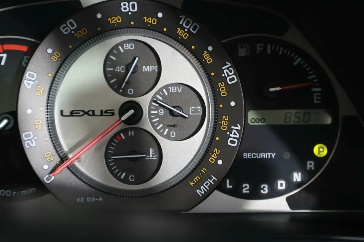 2004-lexus-is-200-20-se-parking-sensors-auto-big-19