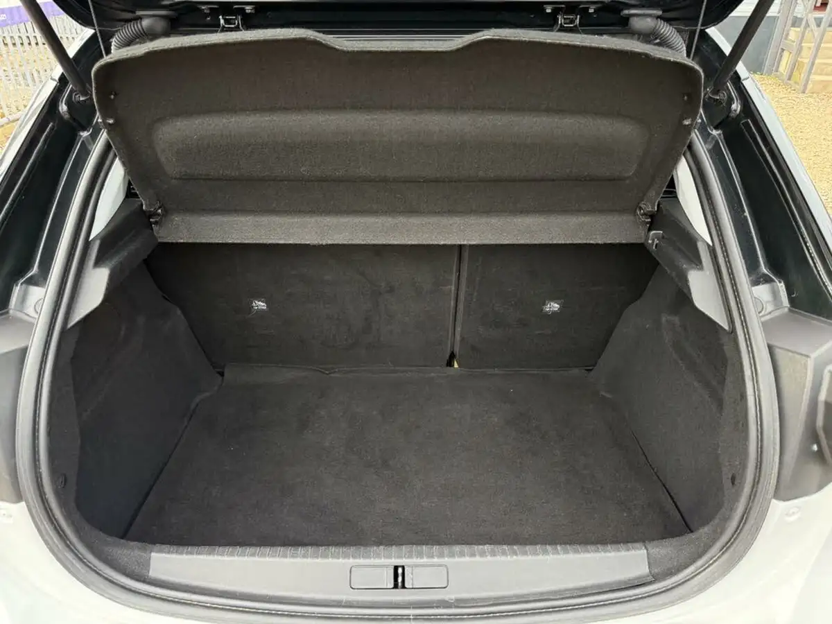 2020-vauxhall-corsa-12-turbo-elite-nav-premium-big-19
