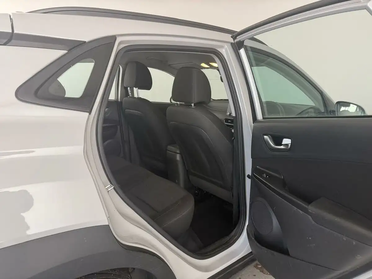 2022-hyundai-kona-10-t-gdi-se-connect-big-32