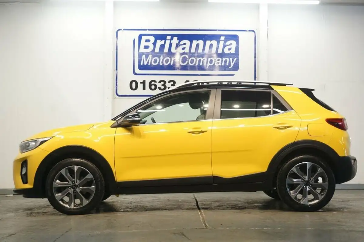 2020-kia-stonic-10-t-gdi-4-big-10