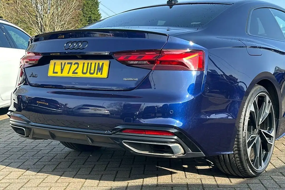 2022-audi-a5-20-45-tfsi-black-edition-coupe-2d-big-24