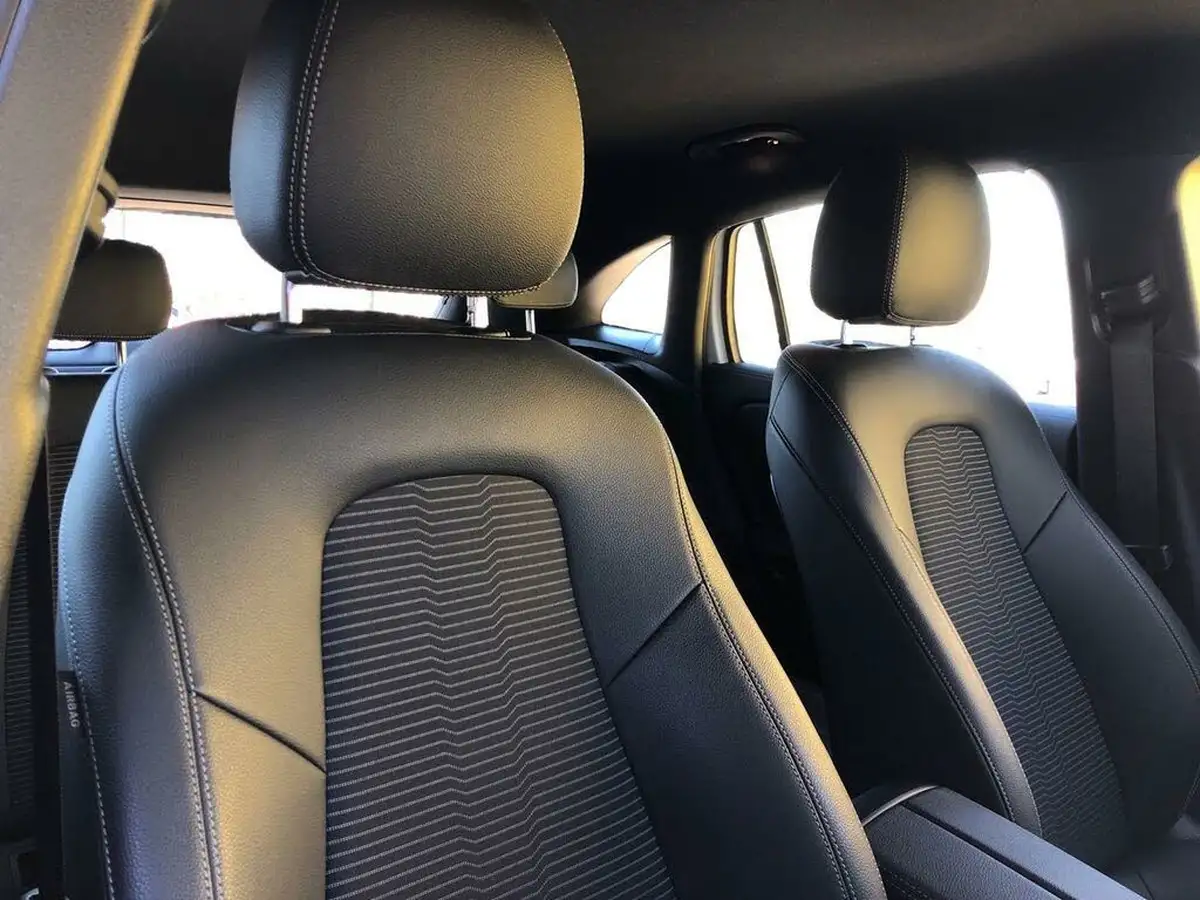 2021-mercedes-benz-gla-class-13-gla-180-sport-executive-1332cc-big-32