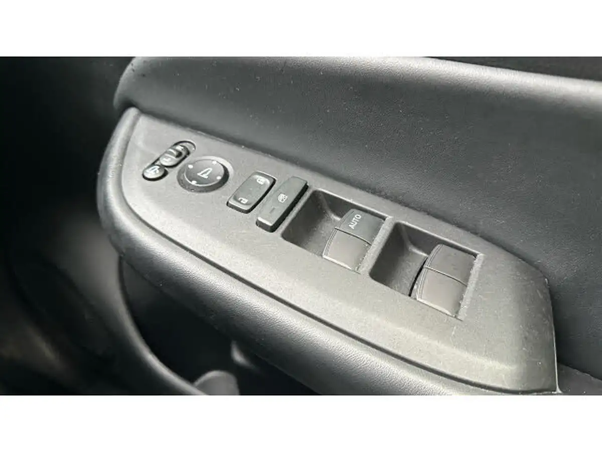2022-honda-jazz-15-i-mmd-sr-109ps-big-34