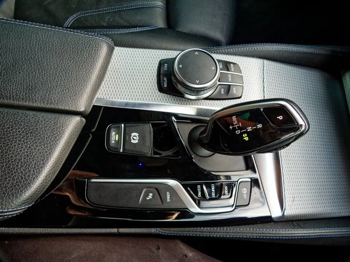 2018-bmw-5-series-20-530e-m-sport-big-43
