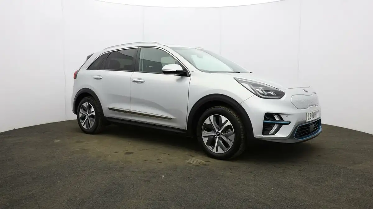 2021-kia-e-niro-ev-4-big-47