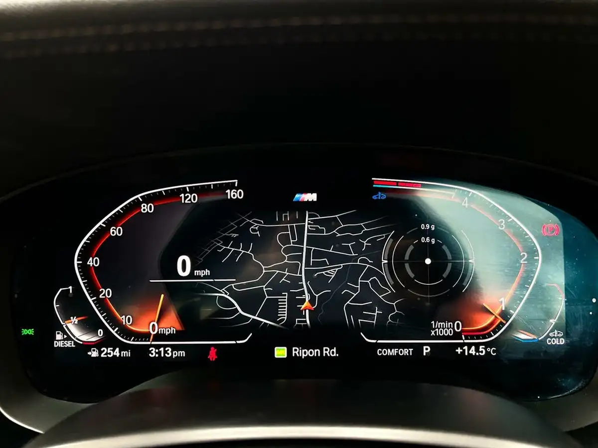 2022-bmw-5-series-20td-520d-xdrive-m-sport-mht-saloon-4d-big-29