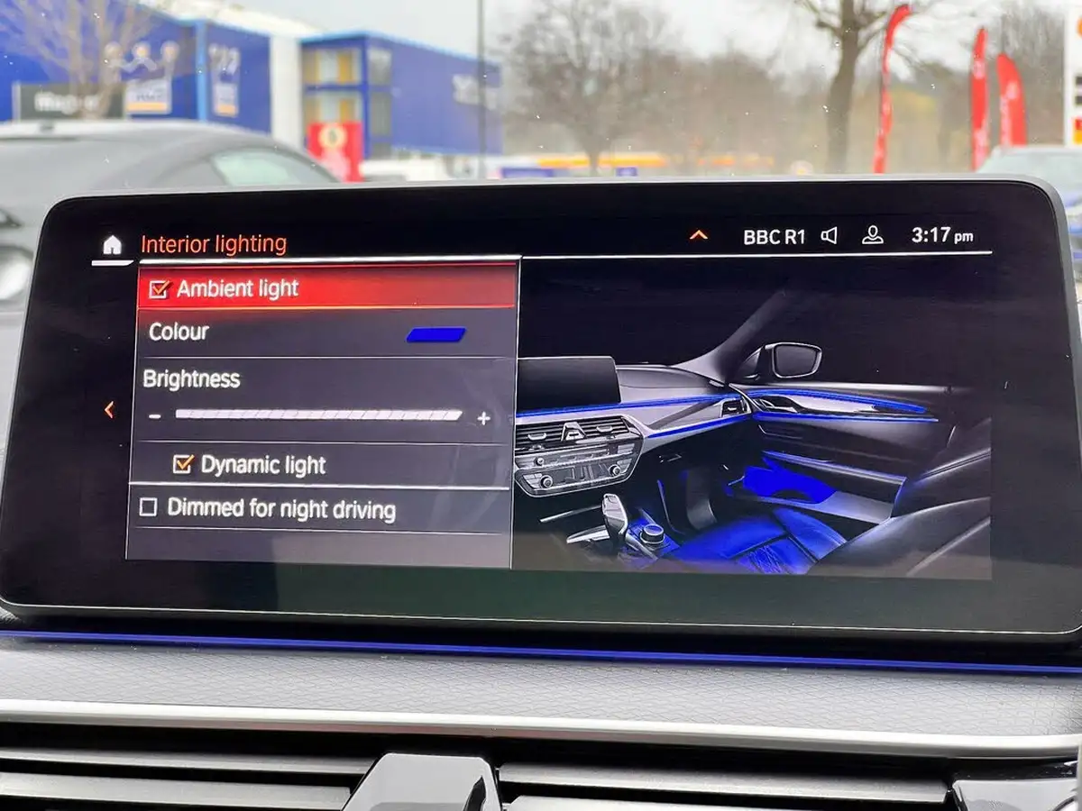 2022-bmw-5-series-20td-520d-xdrive-m-sport-mht-saloon-4d-big-57