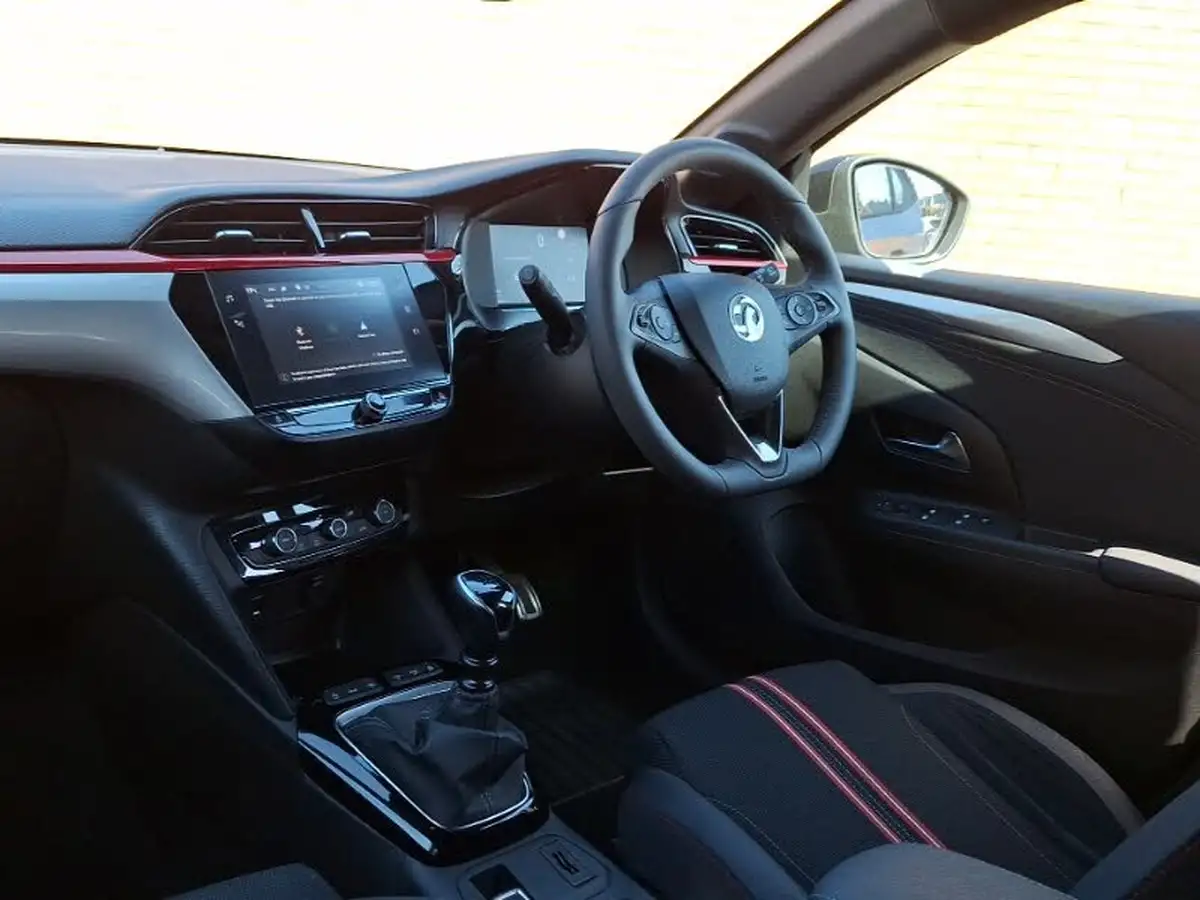 2023-vauxhall-corsa-12-turbo-gs-100ps-big-9