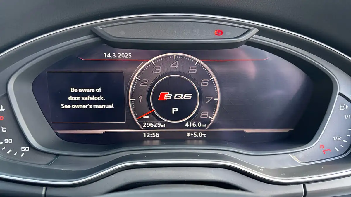 2017-audi-sq5-30-tfsi-quattro-big-15