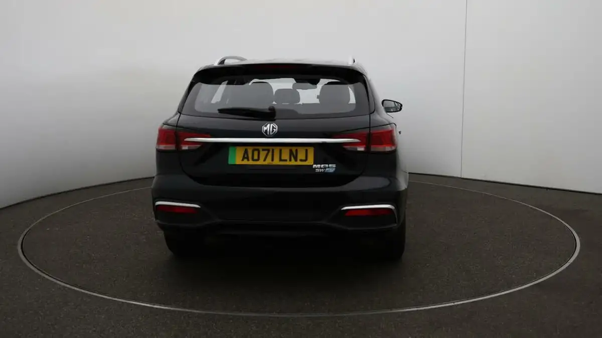 2021-mg-mg5-e-exclusive-ev-big-6
