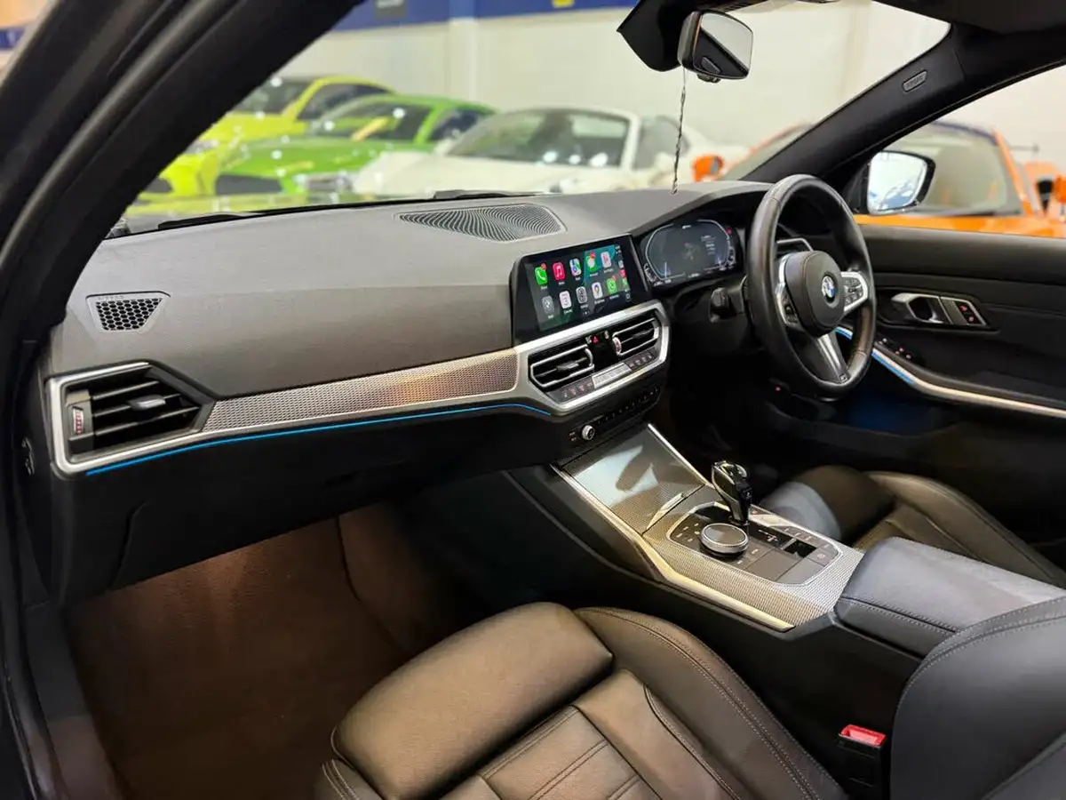 2020-bmw-3-series-20-330e-m-sport-tech-pack-saloon-4d-big-37