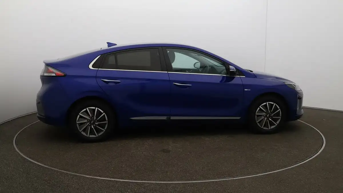 2021-hyundai-ioniq-e-premium-se-electric-100kw-big-8