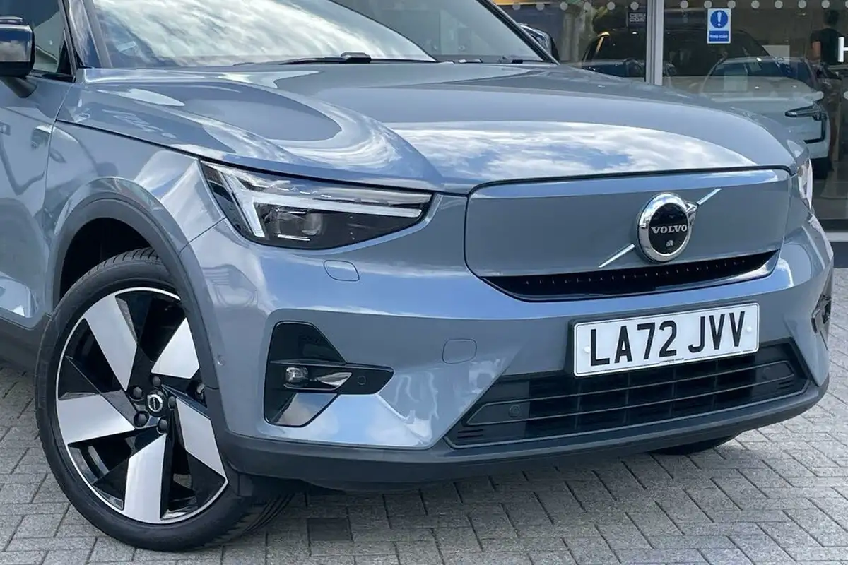 2022-volvo-c40-e-twin-recharge-pro-big-5