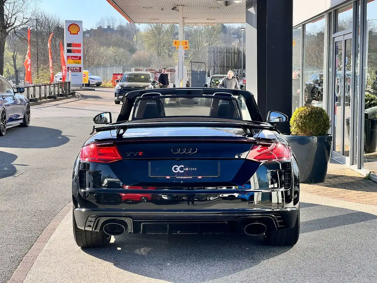 2020-audi-tt-roadster-25-tfsi-rs-audi-sport-edition-big-6