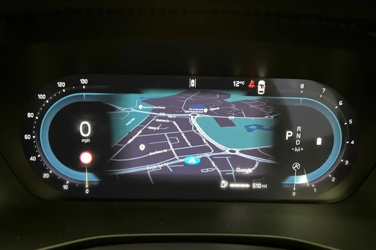 2024-volvo-xc40-20-b4-plus-big-6