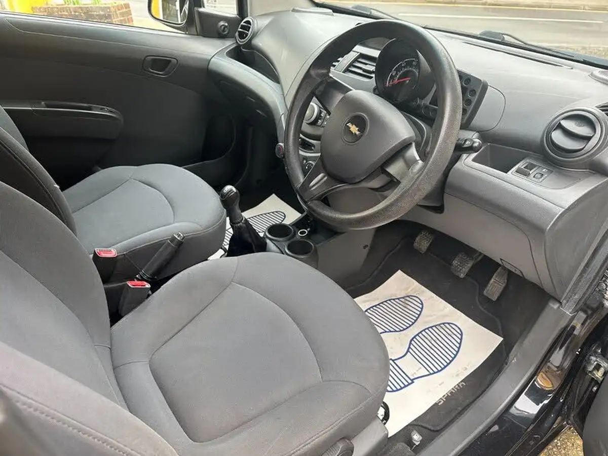 2012-chevrolet-spark-10-big-11