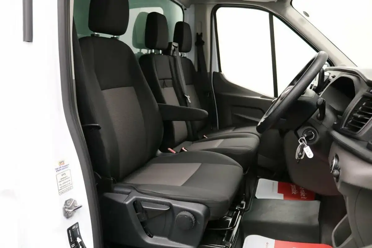2023-ford-transit-20tdci-350-l2h1-leader-130pseu6dt-fwd-cab-big-27