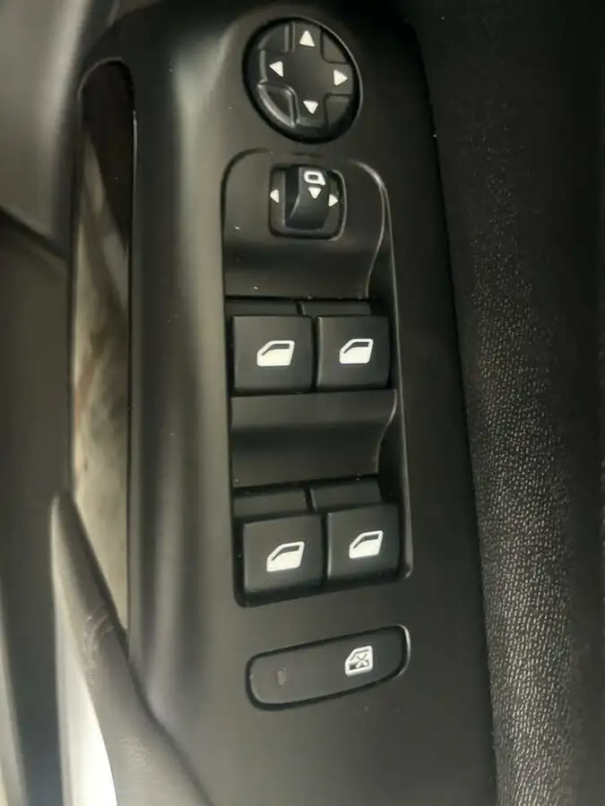 2021-citroen-c5-aircross-12-puretech-shine-big-19