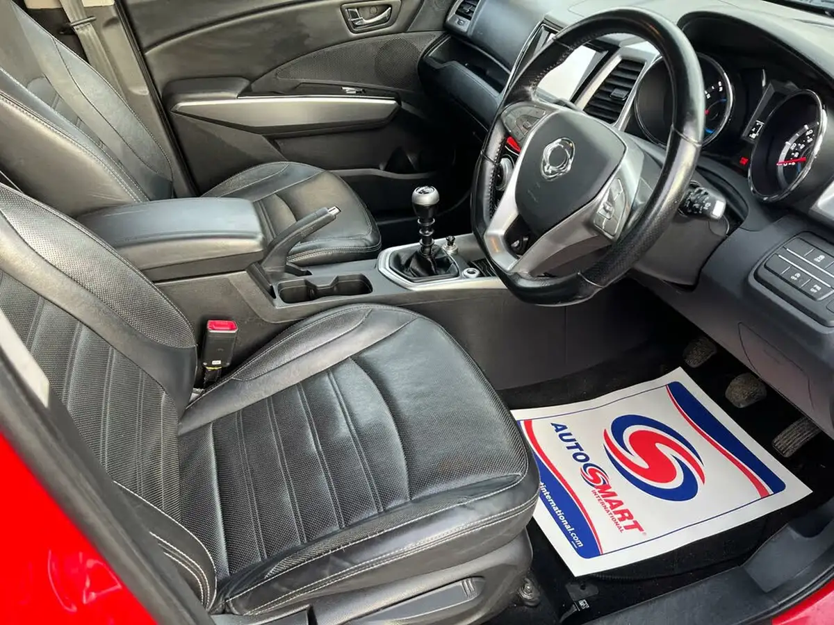 2015-kgm-ssangyong-tivoli-16-elx-big-2