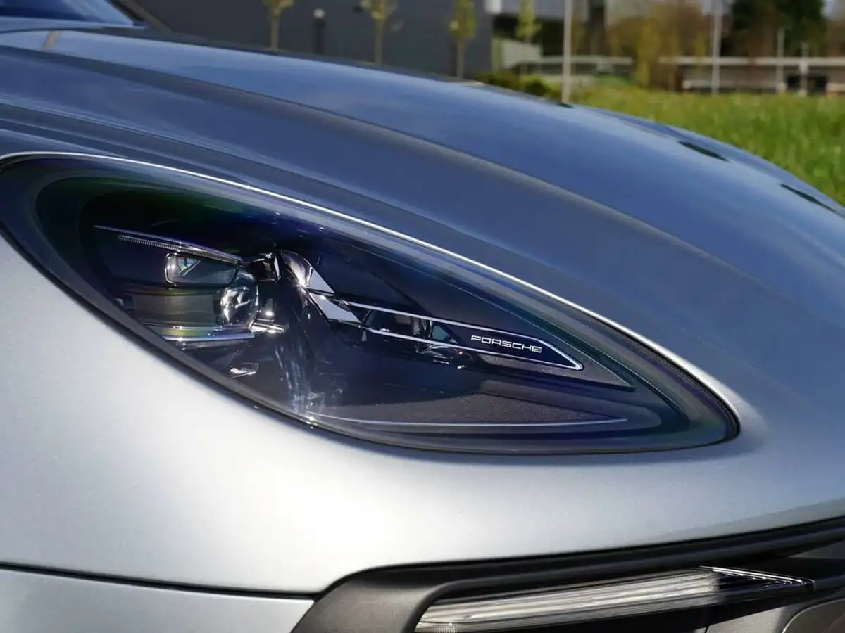 2024-porsche-macan-20-t-big-44