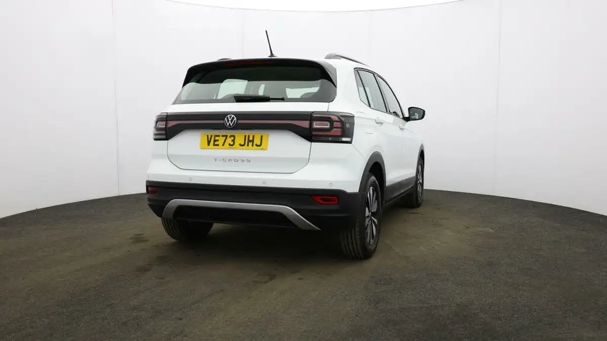 2024-volkswagen-t-cross-10-tsi-move-110ps-dsg-big-54